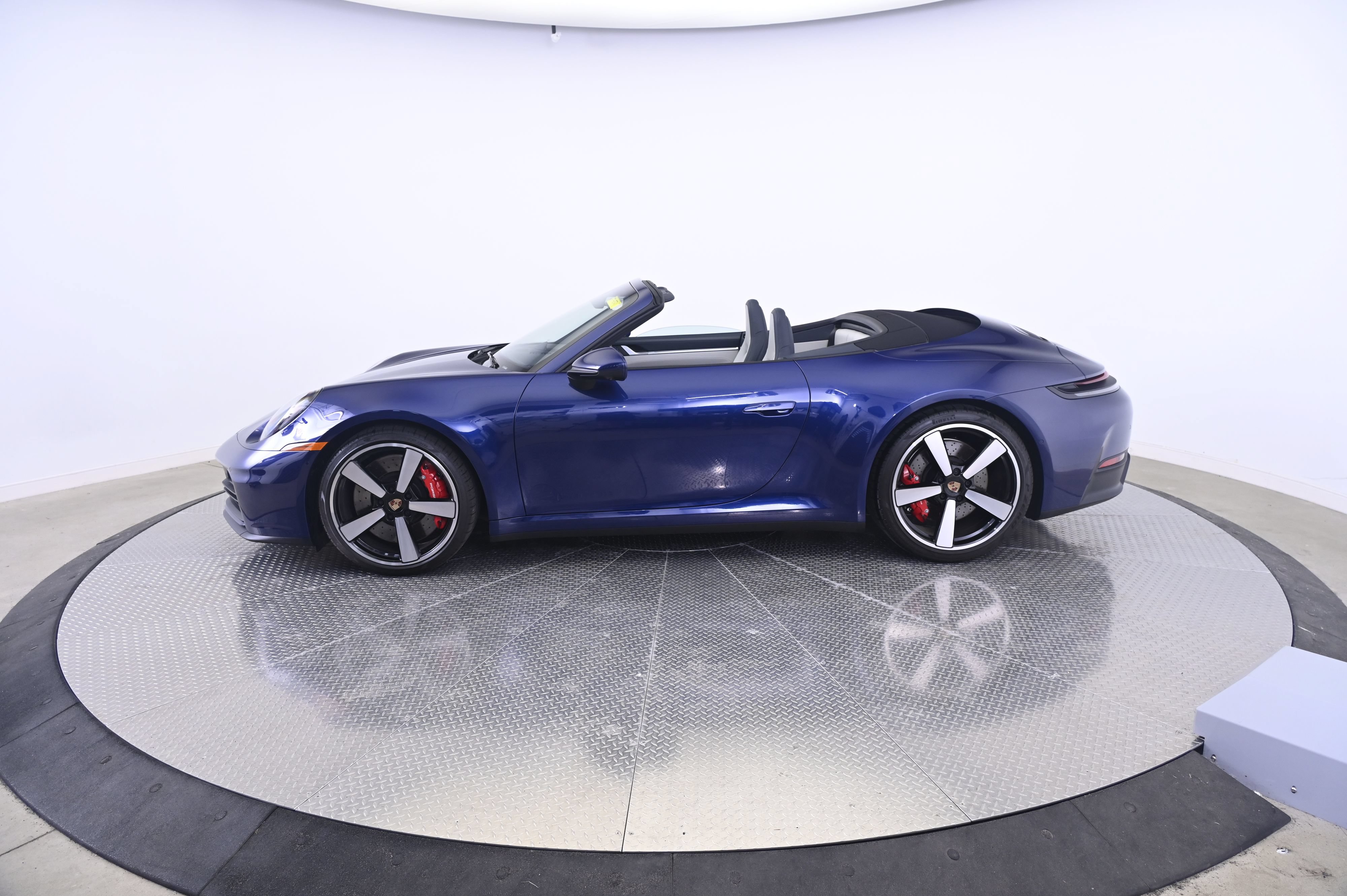 Certified 2026 Porsche 911 Carrera 4S AWD/4WD image 2