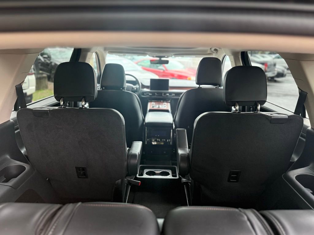 Used 2023 Lincoln Aviator Reserve image 25