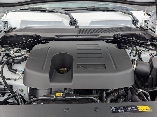 New 2026 Land Rover Defender 110 X-Dynamic SE AWD/4WD image 18