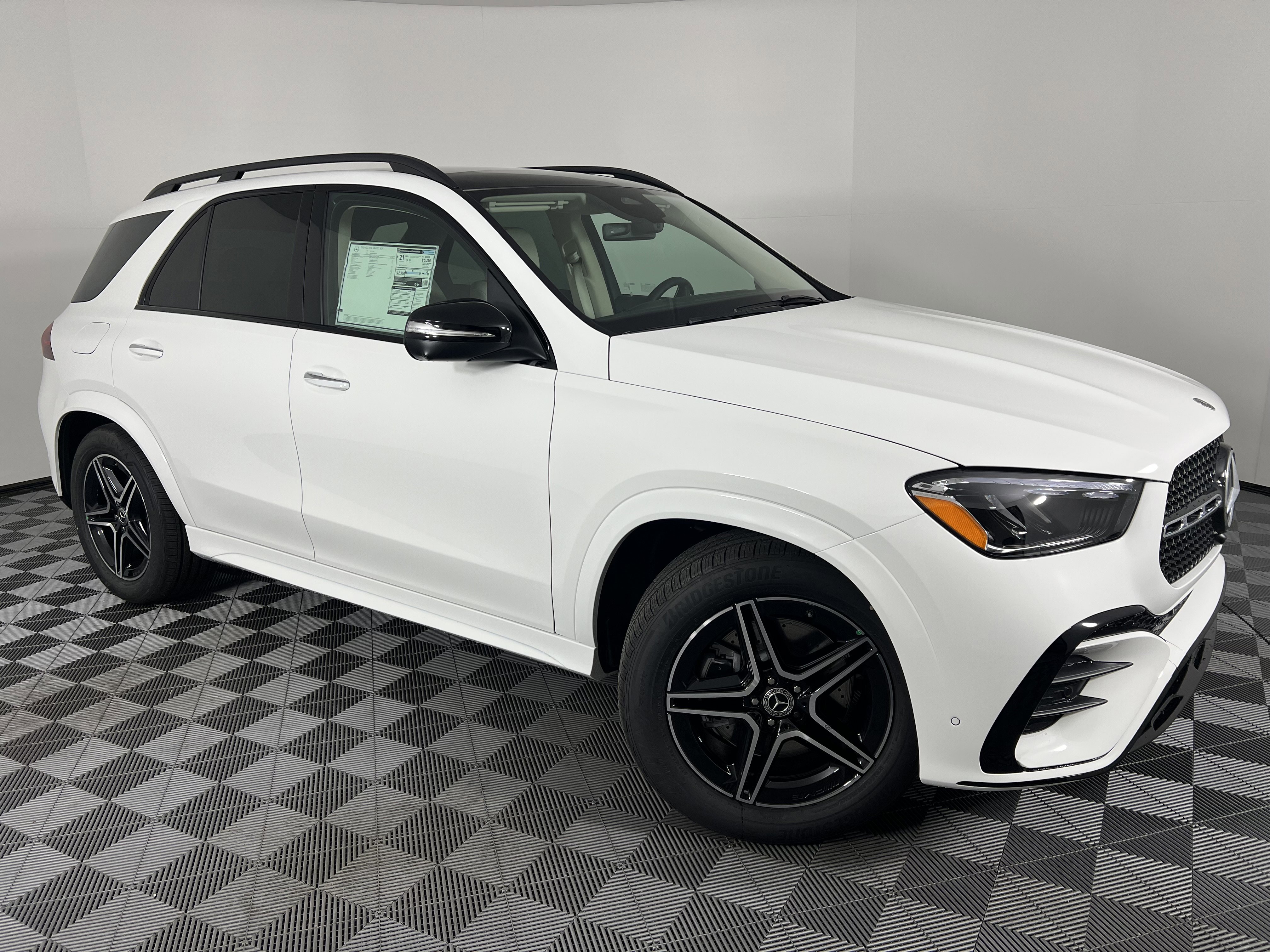 New 2026 Mercedes-Benz GLE 450 4MATIC image 2