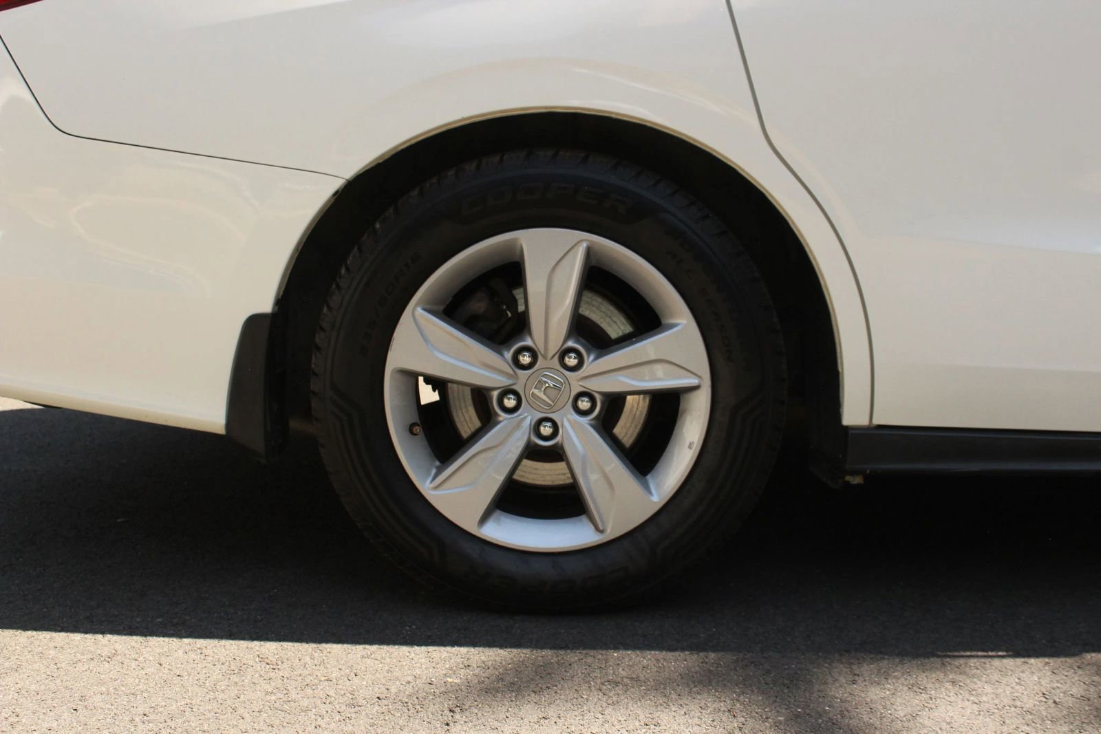Used 2019 Honda Odyssey EX-L image 5