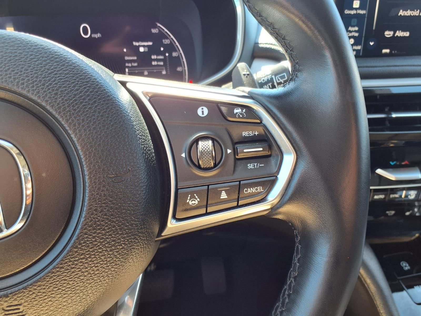 Used 2025 Acura MDX FWD image 18