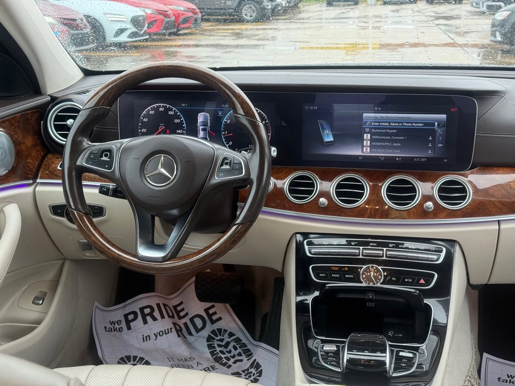 Used 2018 Mercedes-Benz E 400 4MATIC Sedan image 11