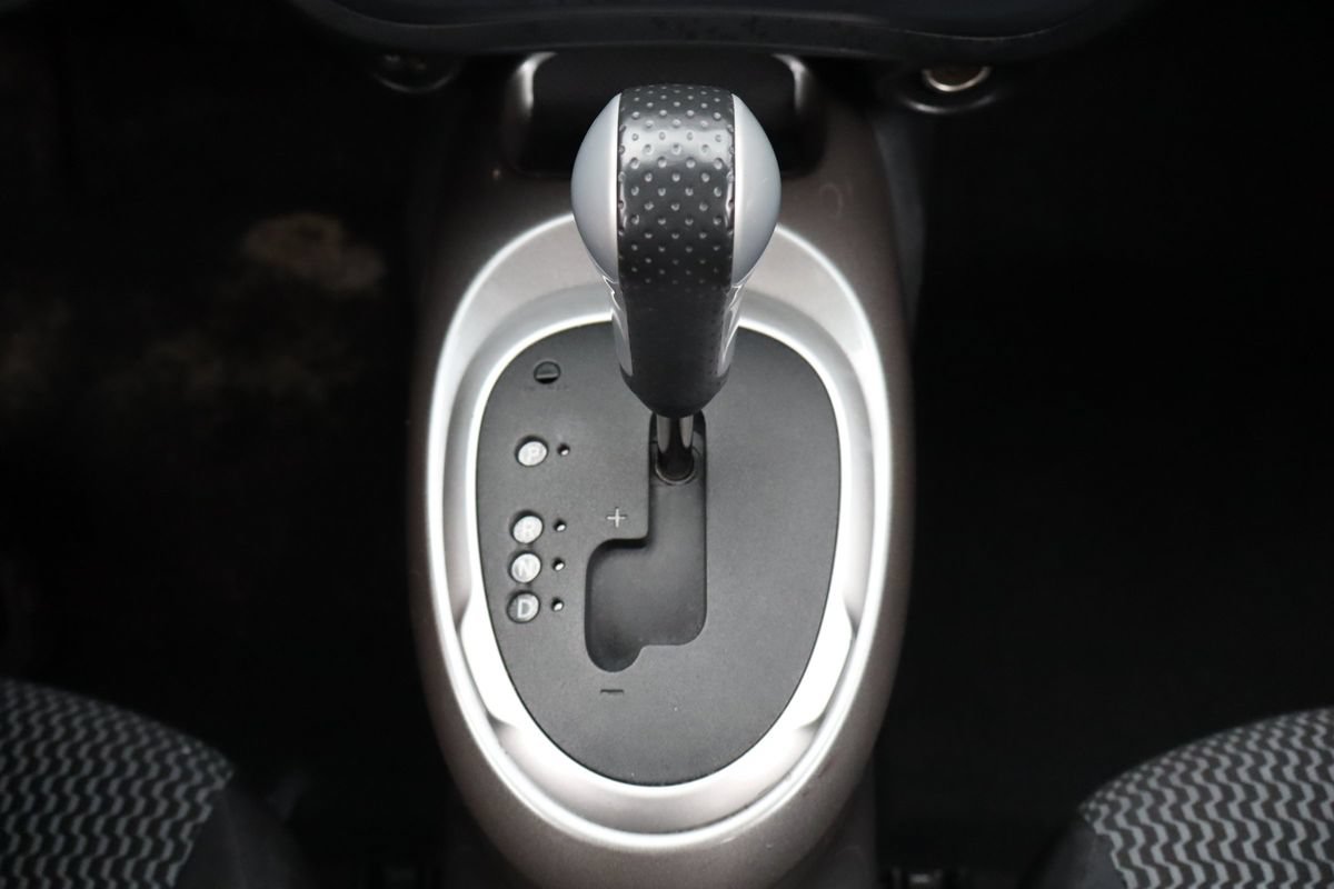 Used 2016 Nissan Juke S AWD/4WD image 36