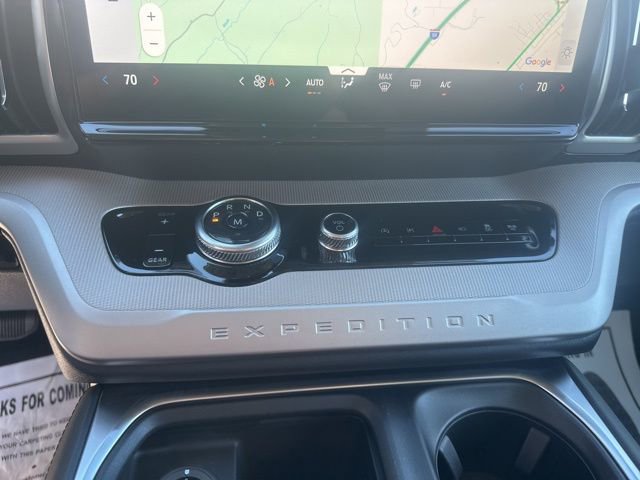 New 2025 Ford Expedition Active image 25