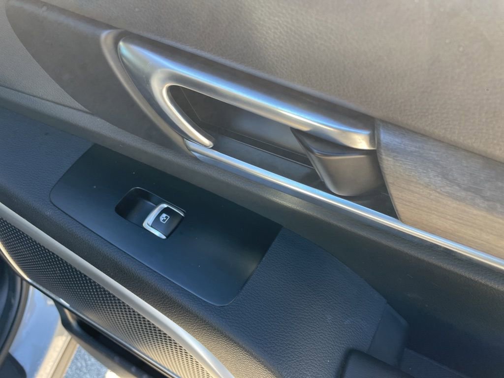 Used 2022 Kia Telluride EX w/ EX Premium Package image 41