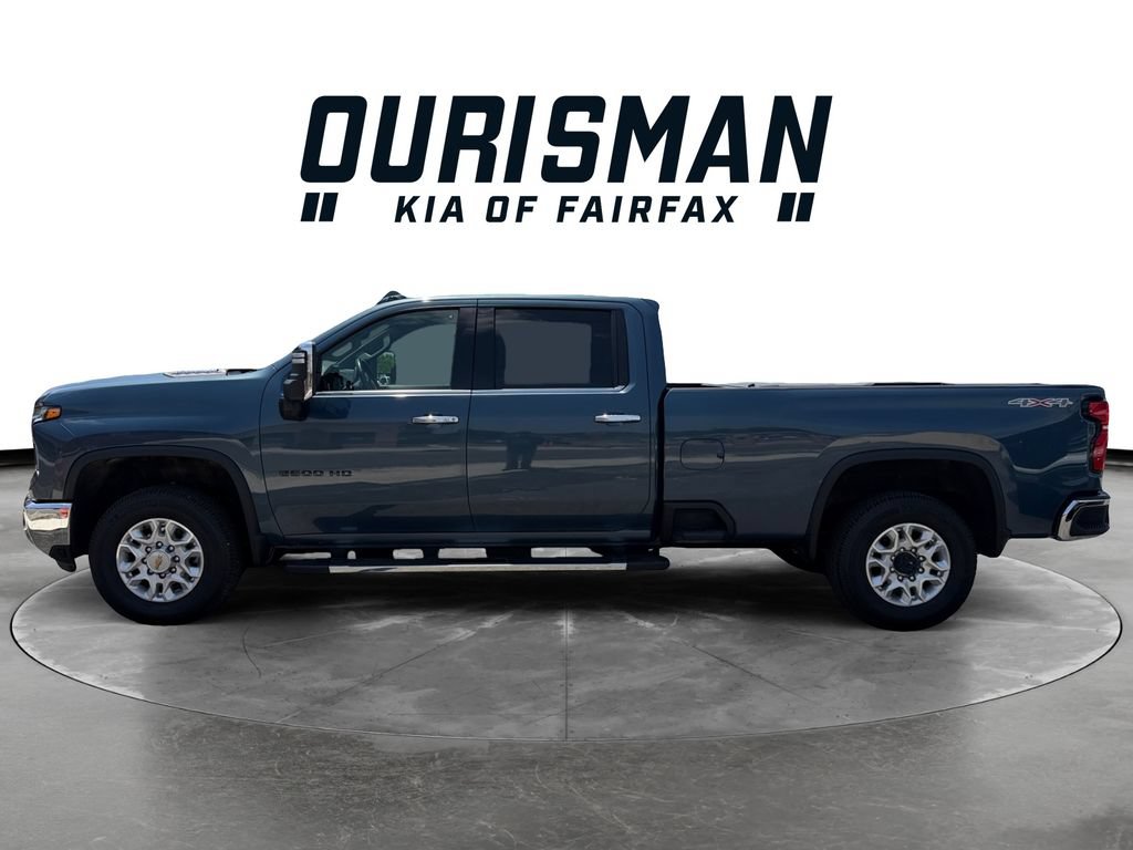 Used 2025 Chevrolet Silverado 2500 LTZ w/ LTZ Premium Package AWD/4WD image 4