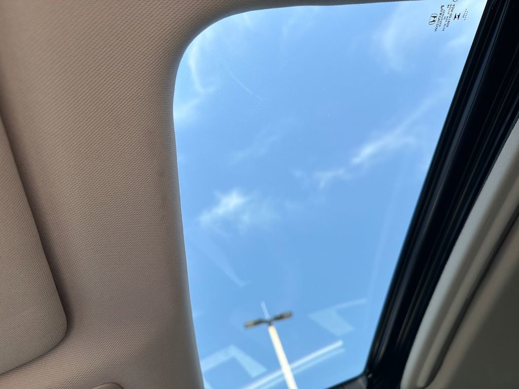 Used 2025 Honda Accord SE image 36