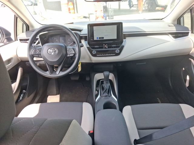 Used 2025 Toyota Corolla LE FWD image 6