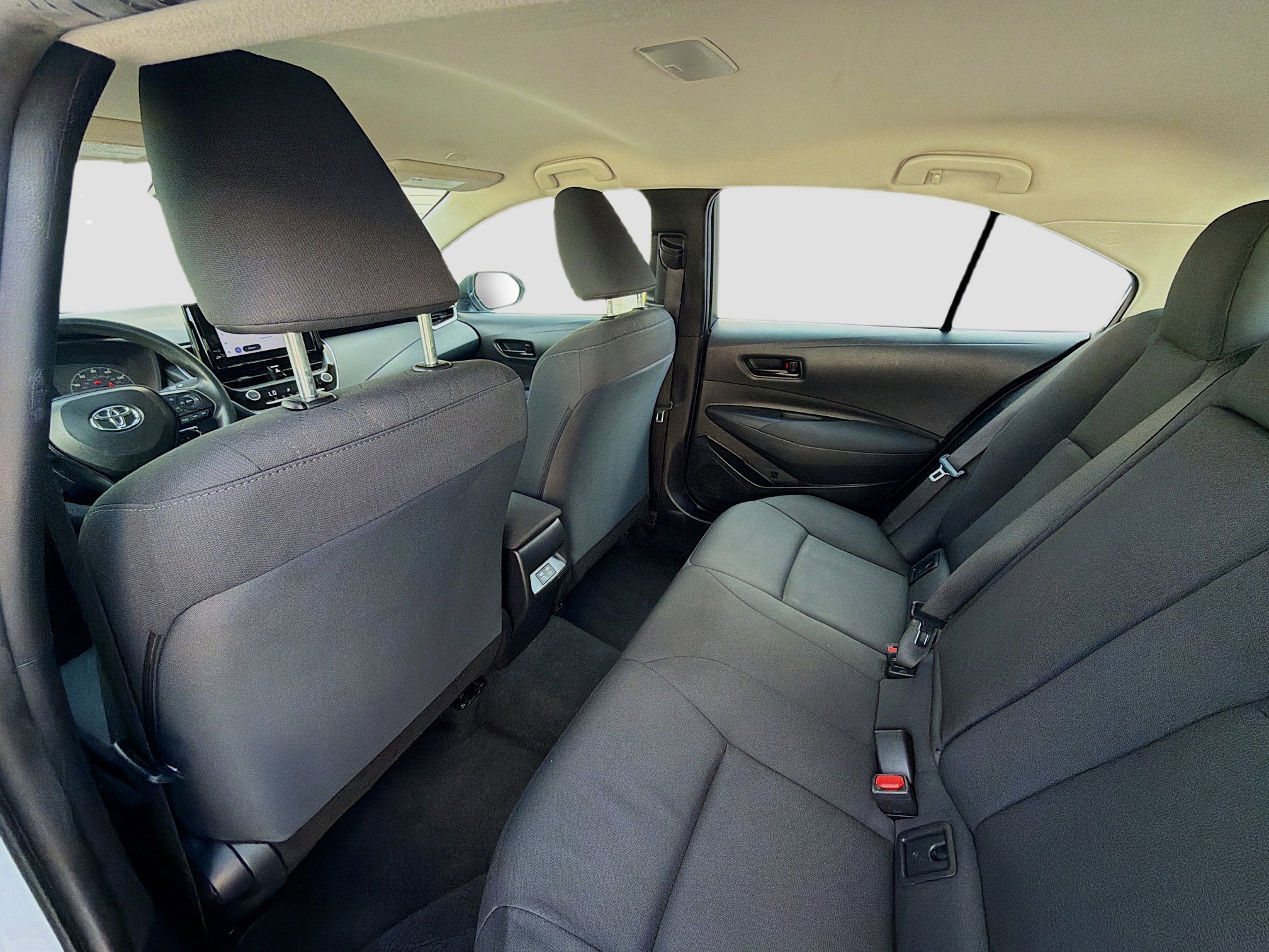 Used 2024 Toyota Corolla LE image 23