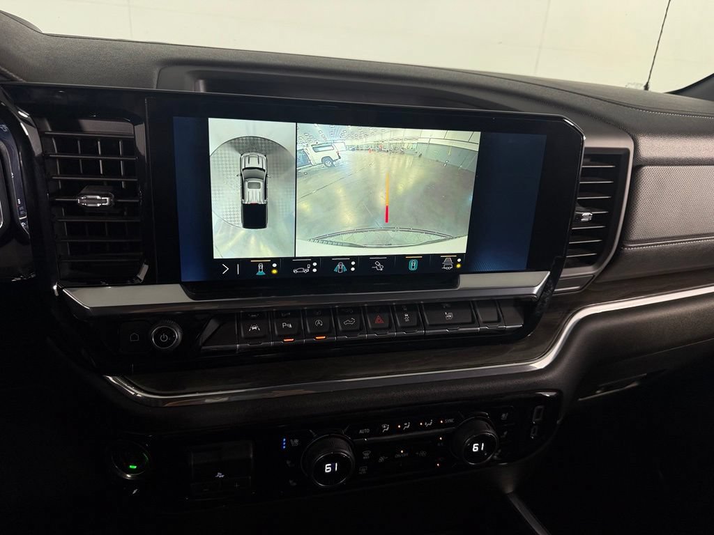 Used 2023 Chevrolet Silverado 1500 LTZ AWD/4WD image 13