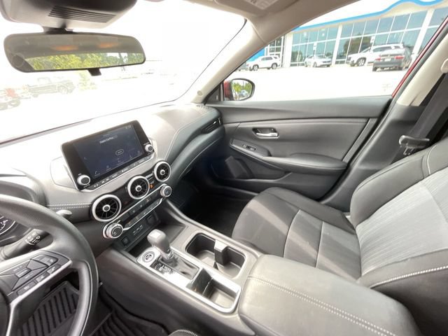 Used 2024 Nissan Sentra SV FWD image 13