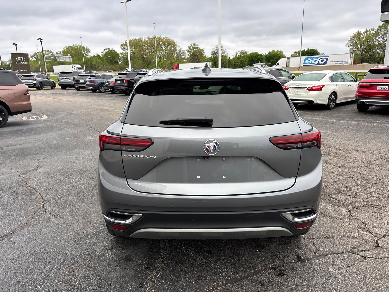 Used 2021 Buick Envision Essence w/ Technology Package I FWD image 6