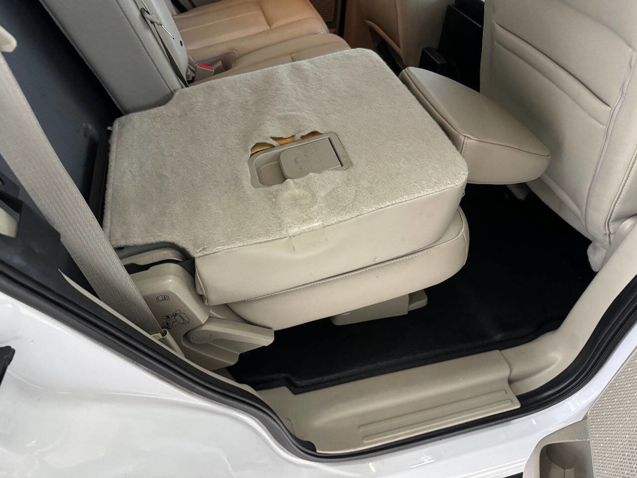 Used 2014 Ford Expedition XL RWD image 70