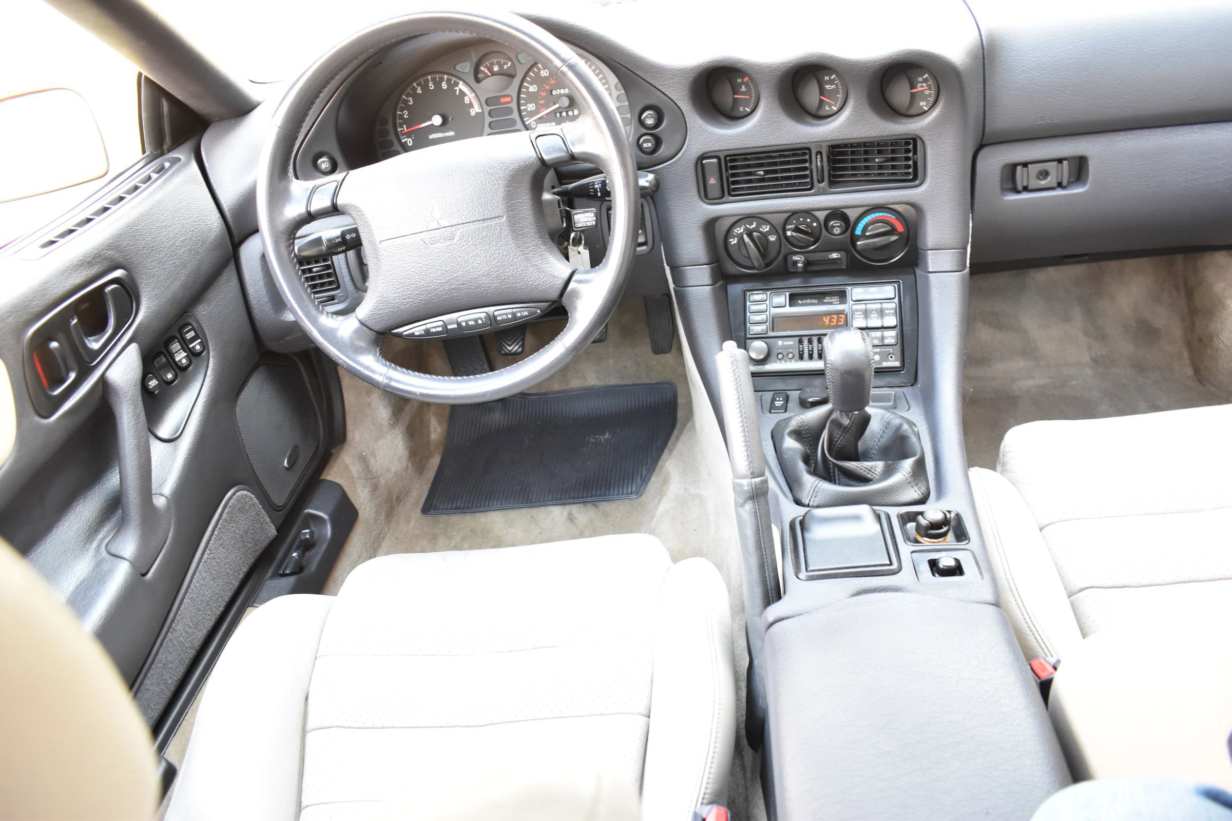 Used 1994 Mitsubishi 3000GT SL image 26