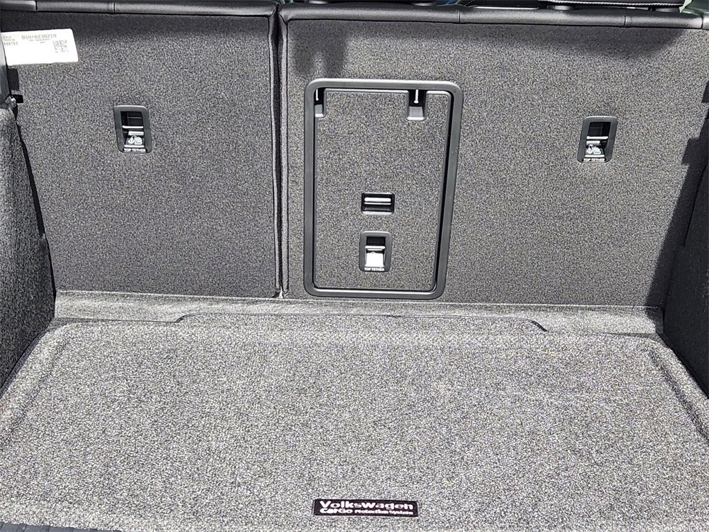 New 2024 Volkswagen Taos SE image 23