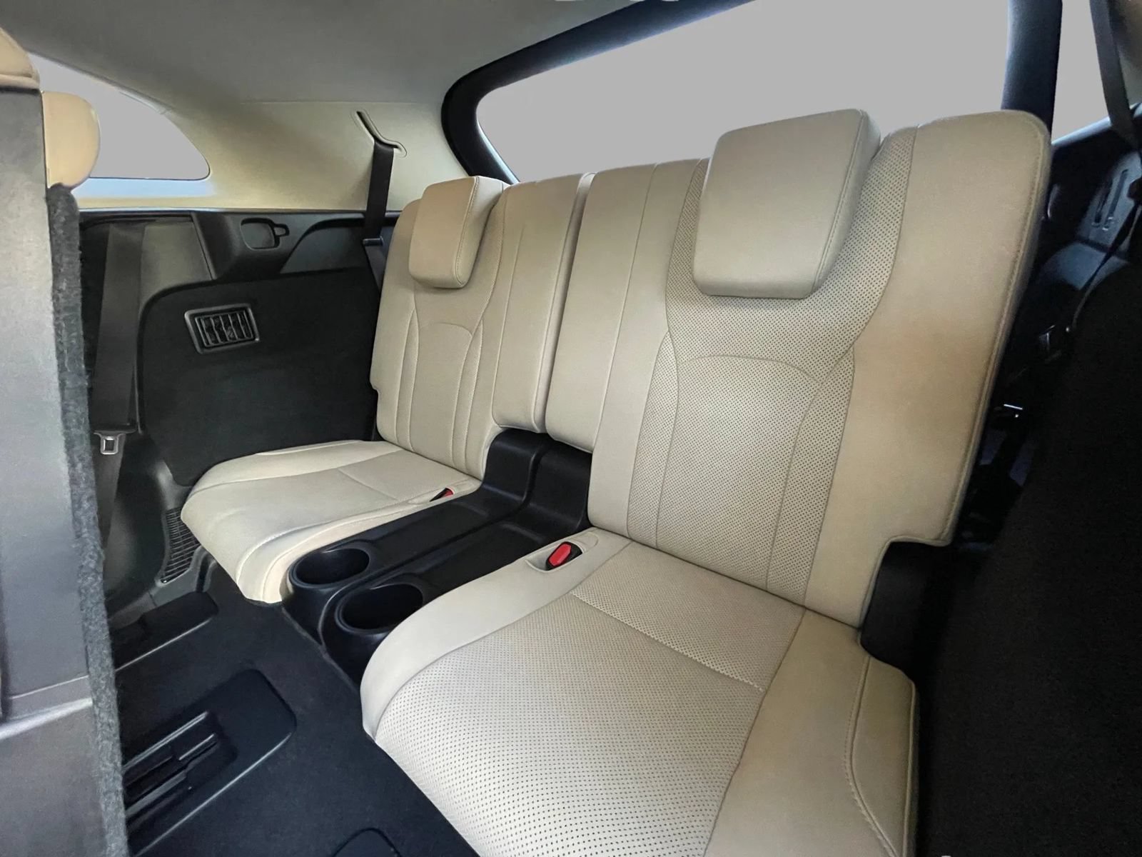 Used 2021 Lexus RX 350L FWD w/ Premium Package image 27