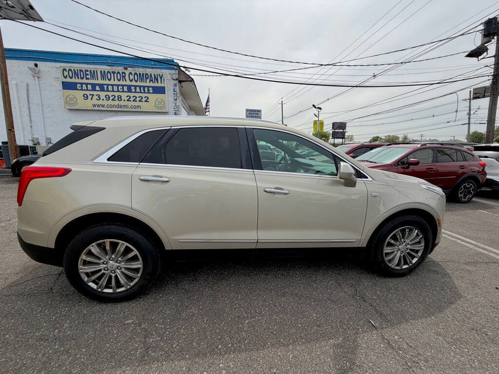 Used 2017 Cadillac XT5 Luxury w/ LPO, Wheel Lock Package AWD/4WD image 2