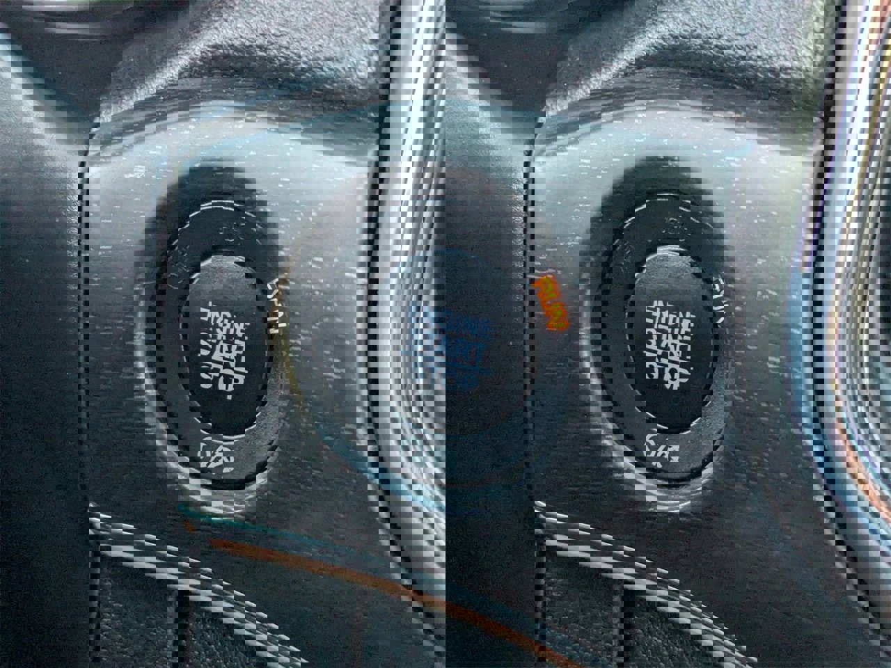 Used 2018 Jeep Grand Cherokee Limited image 29