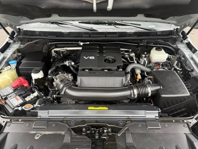 Used 2022 Nissan Frontier PRO-4X w/ Pro-4X Premium Package AWD/4WD image 33