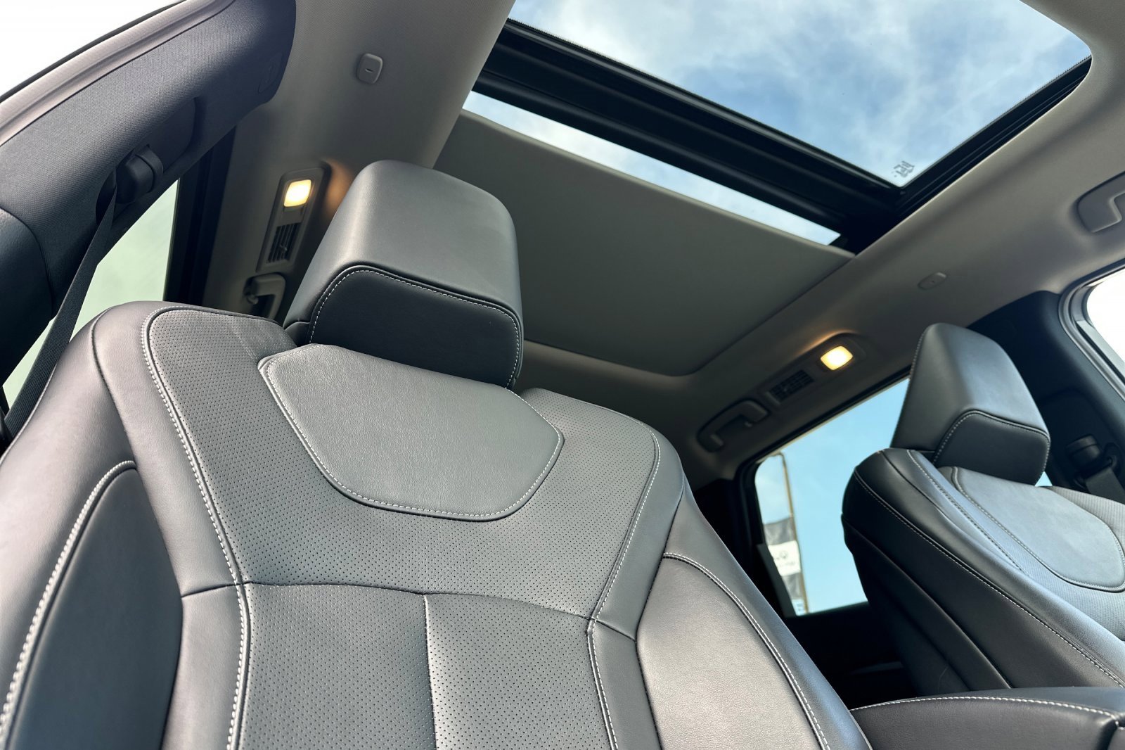 Certified 2025 INFINITI QX60 Pure image 22