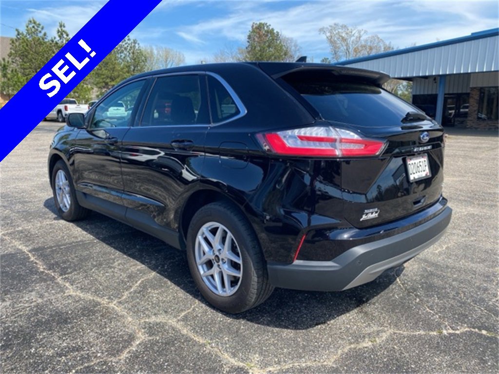 Used 2024 Ford Edge SEL image 9