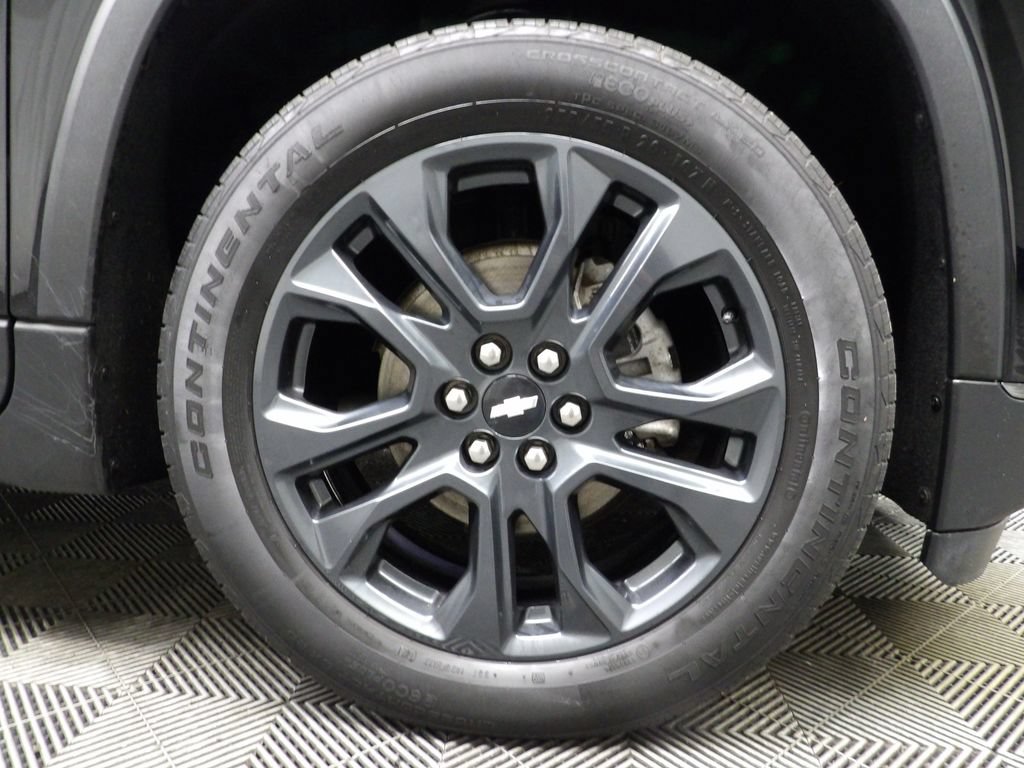 Used 2021 Chevrolet Traverse RS w/ LPO, Floor Liner Package AWD/4WD image 9