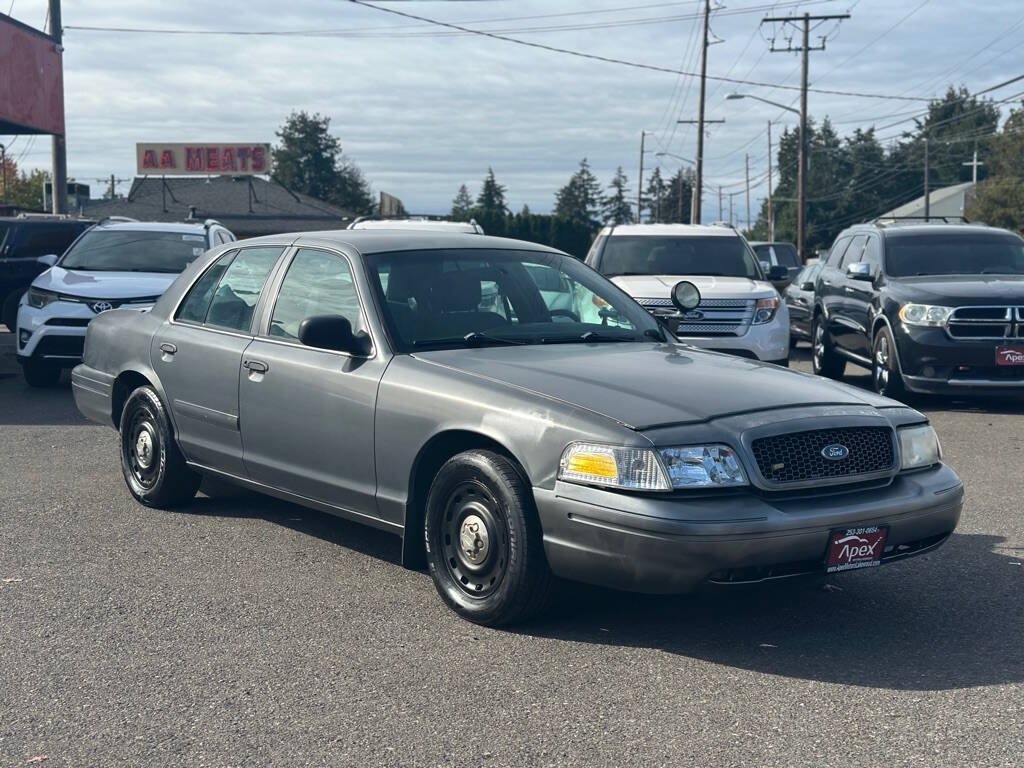 Used 2004 Ford Crown Victoria Police Interceptor RWD image 3