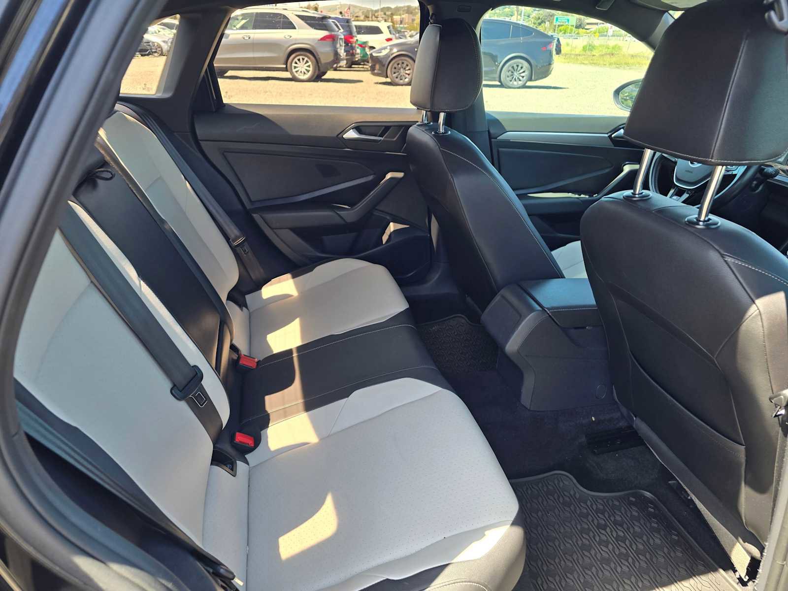 Used 2020 Volkswagen Jetta R-Line image 5