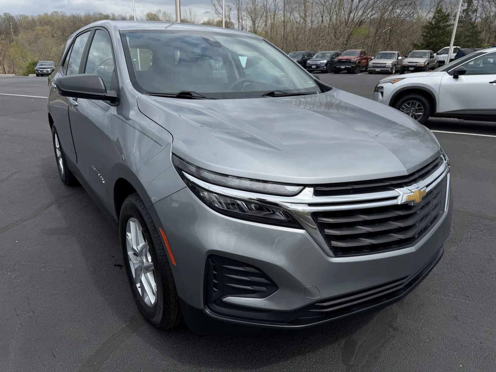 Used 2023 Chevrolet Equinox LS FWD image 6