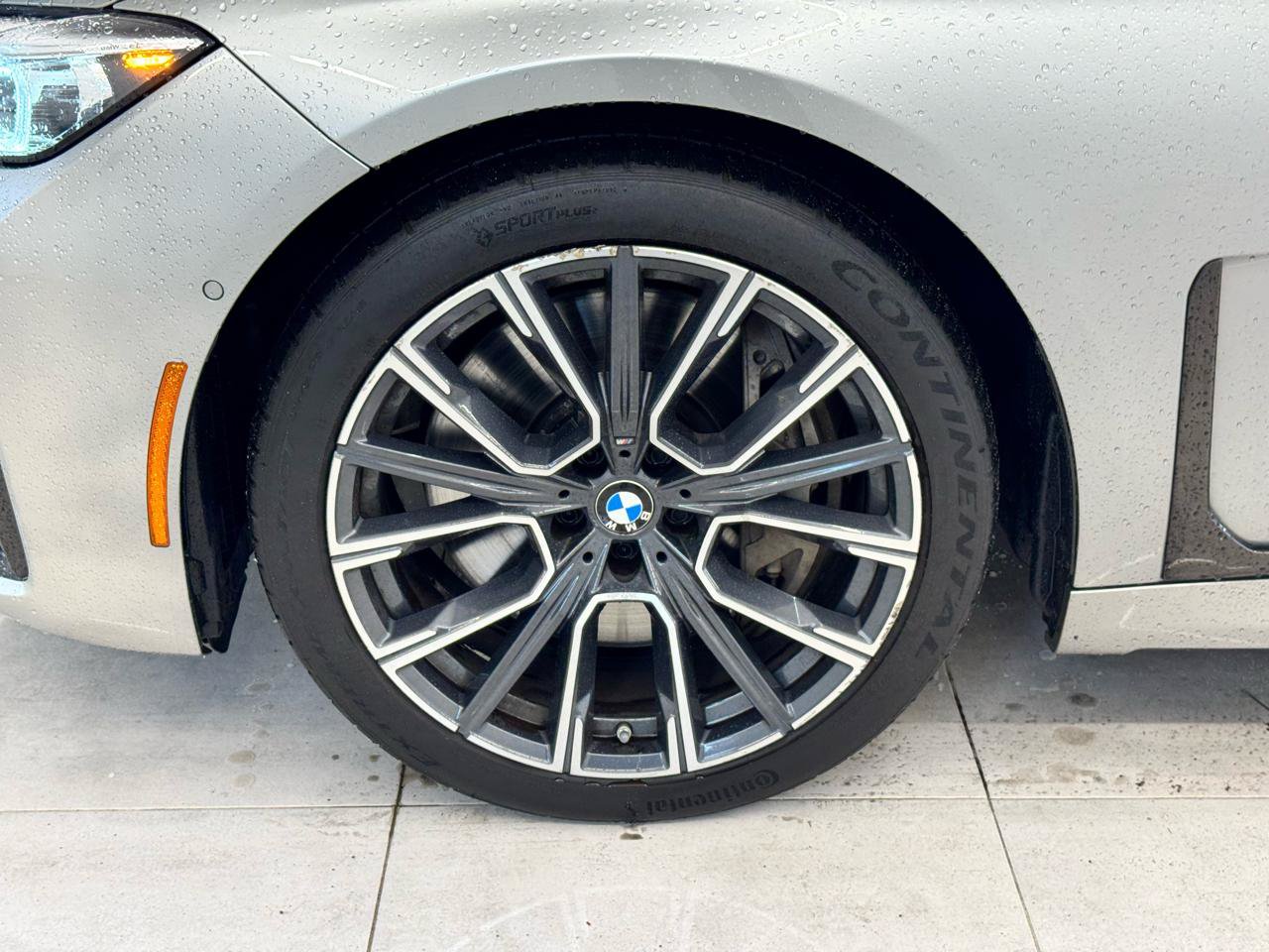 Used 2021 BMW 750i xDrive w/ Executive Package AWD/4WD image 45