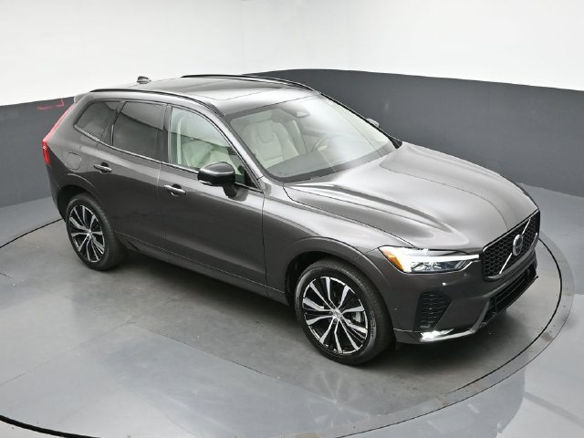 Used 2024 Volvo XC60 B5 Plus w/ Protection Package Premier AWD/4WD image 43