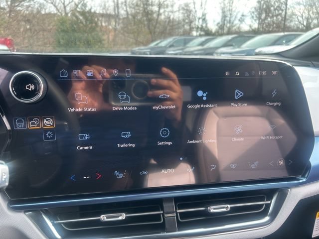 New 2026 Chevrolet Equinox EV LT AWD/4WD image 20