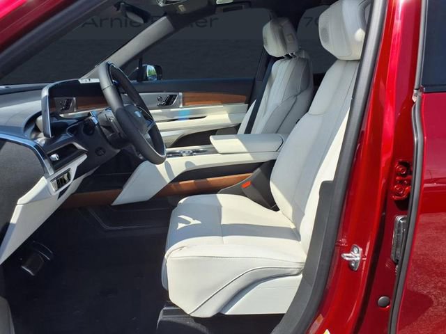 New 2026 Cadillac Vistiq Luxury image 5