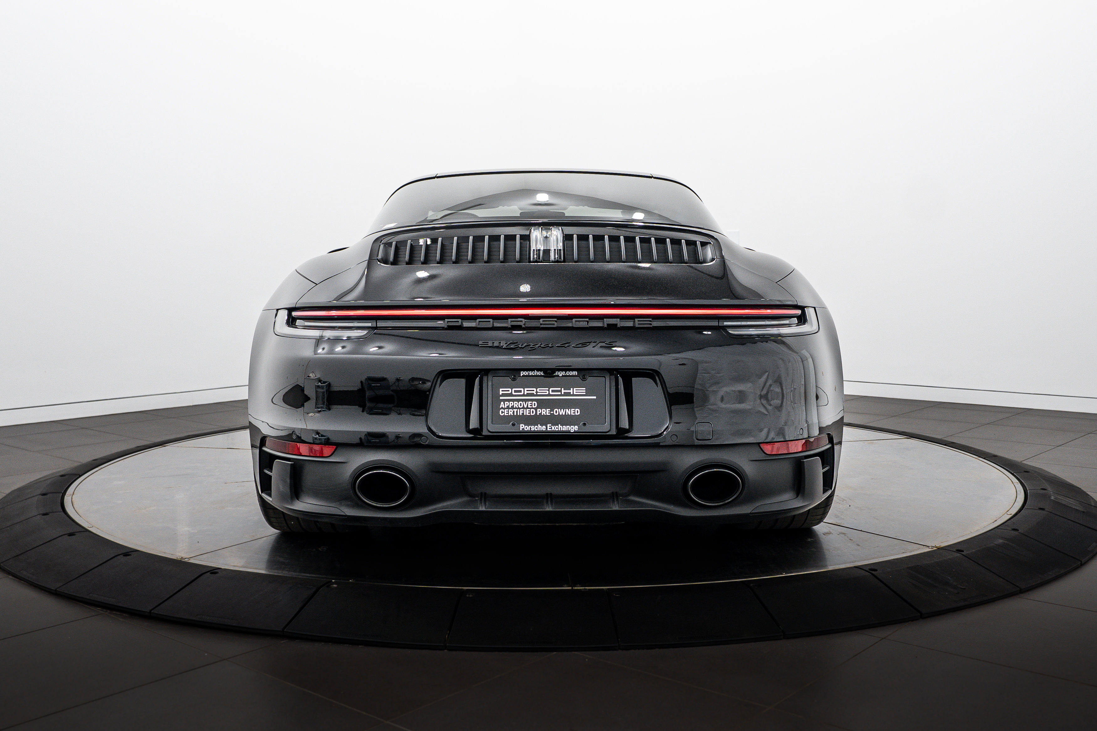 Certified 2022 Porsche 911 Targa 4 GTS AWD/4WD image 6