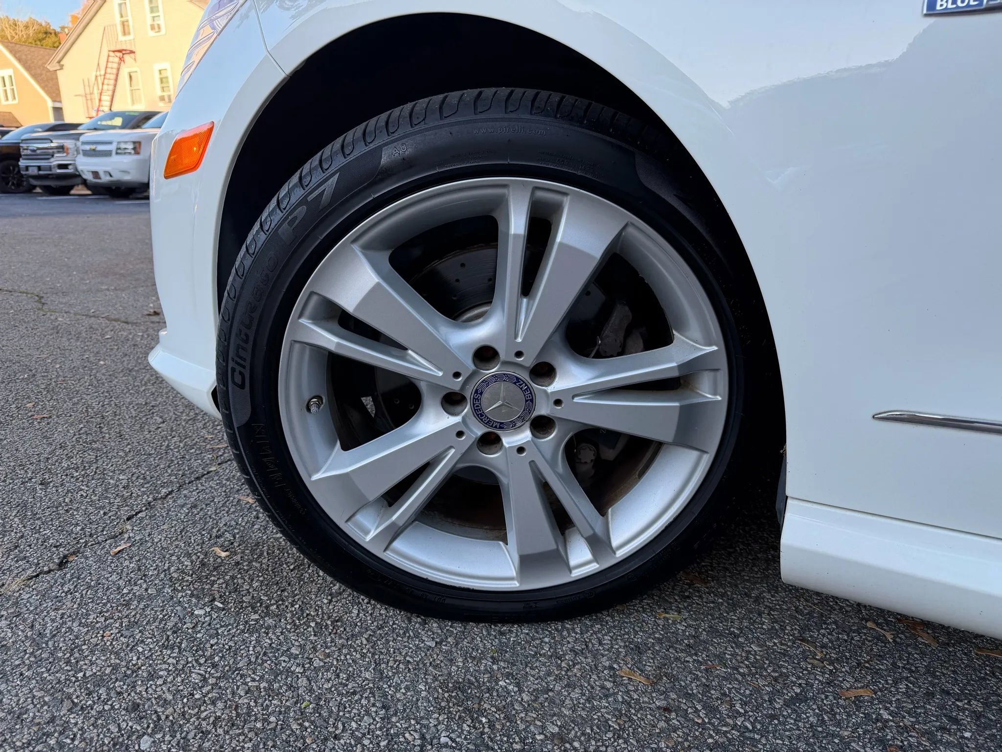 Used 2012 Mercedes-Benz E 350 4MATIC Sedan image 11