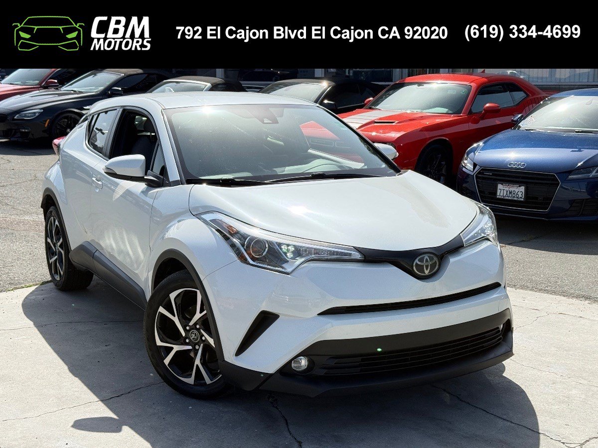 Used 2019 Toyota C-HR XLE FWD image 1