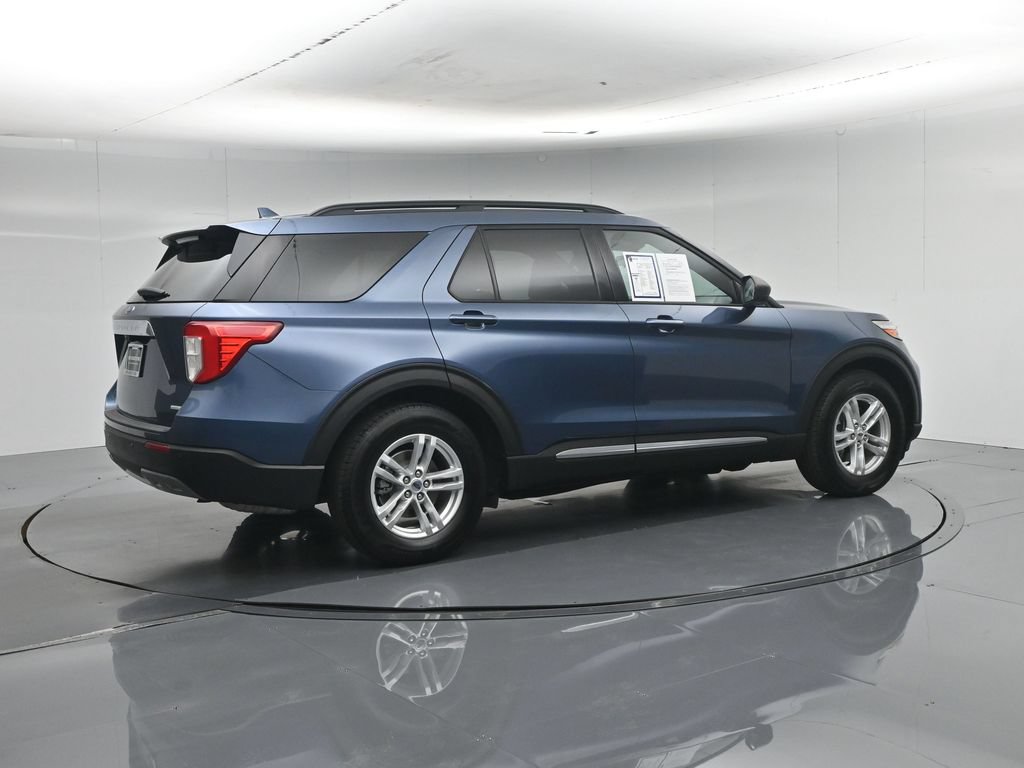 Certified 2020 Ford Explorer XLT w/ Equipment Group 202A RWD image 32