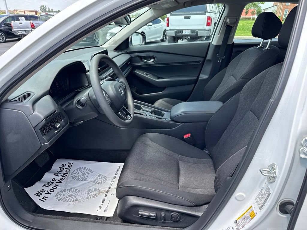 Certified 2024 Honda Accord EX image 29