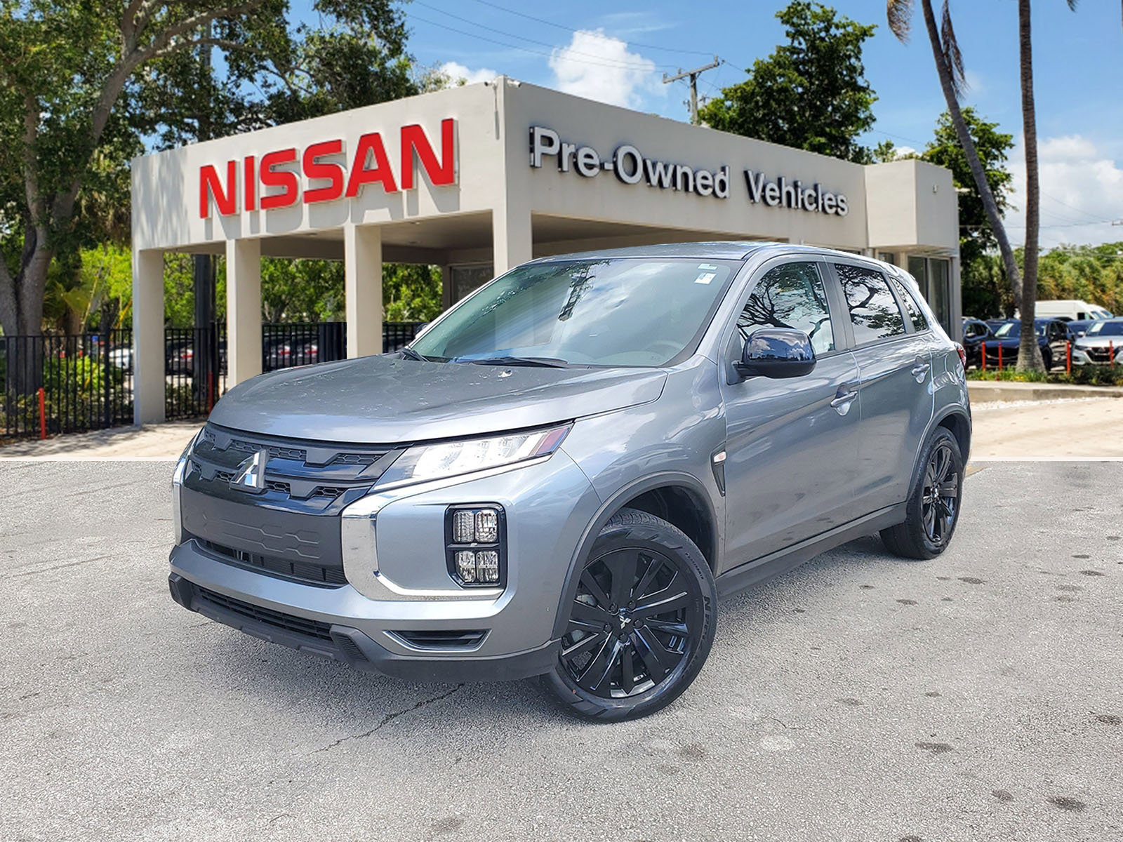 Used 2023 Mitsubishi Outlander Sport LE image 1