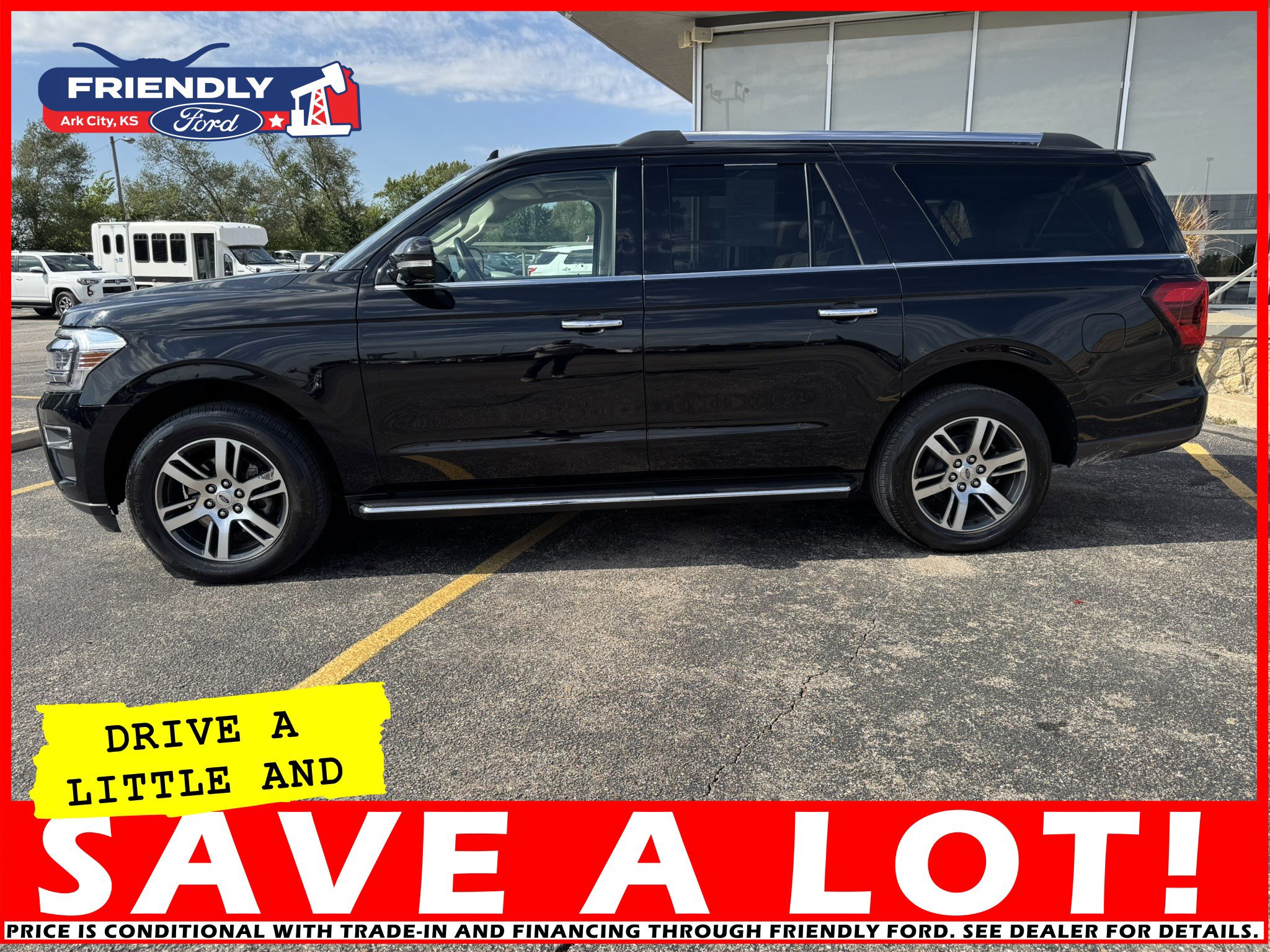 Used 2023 Ford Expedition Max Limited image 2