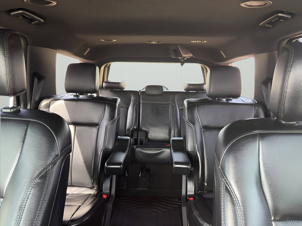 Used 2020 Ford Expedition XLT w/ Equipment Group 202A image 28