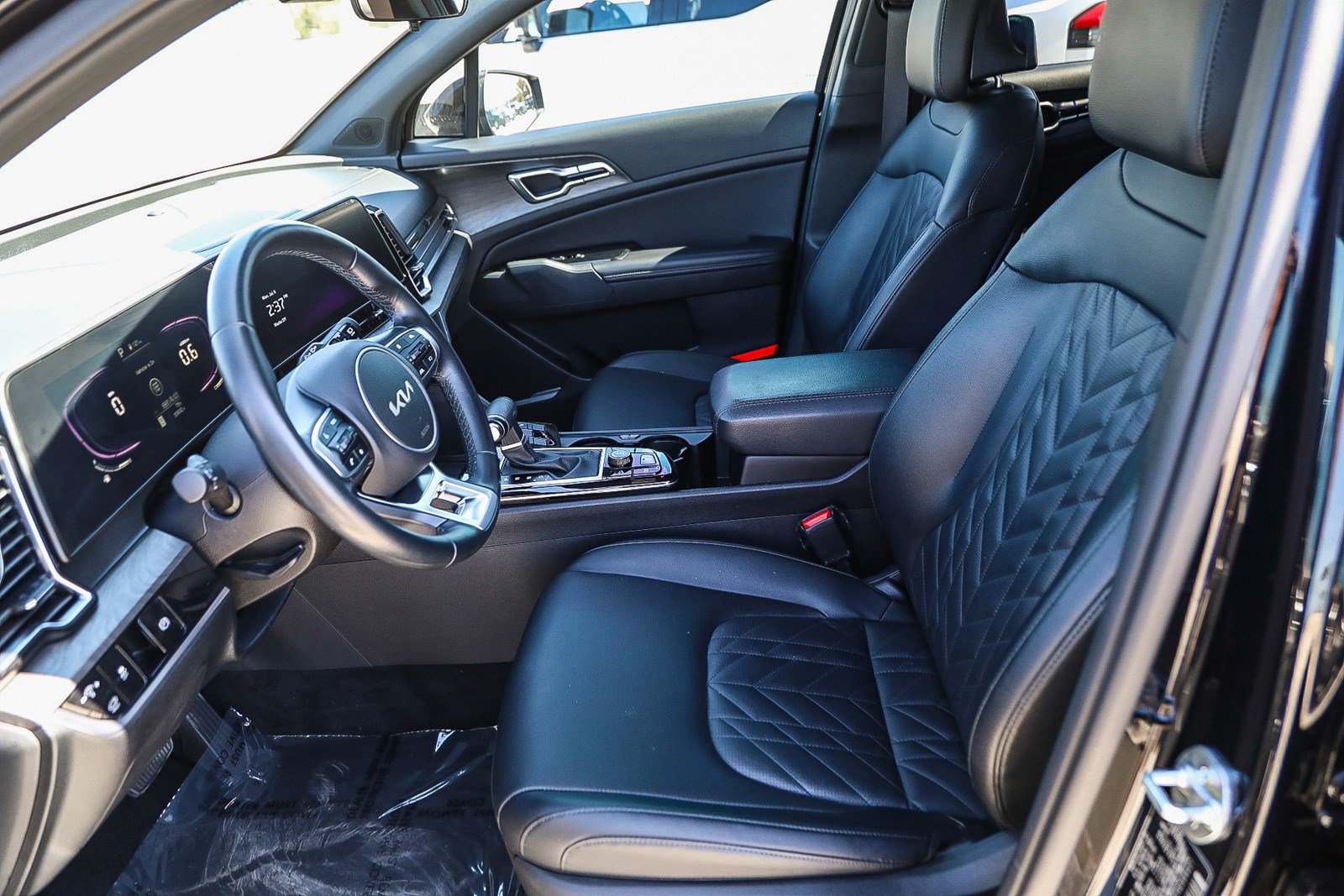 Used 2023 Kia Sportage X-Line w/ X-Line Premium Package AWD/4WD image 17