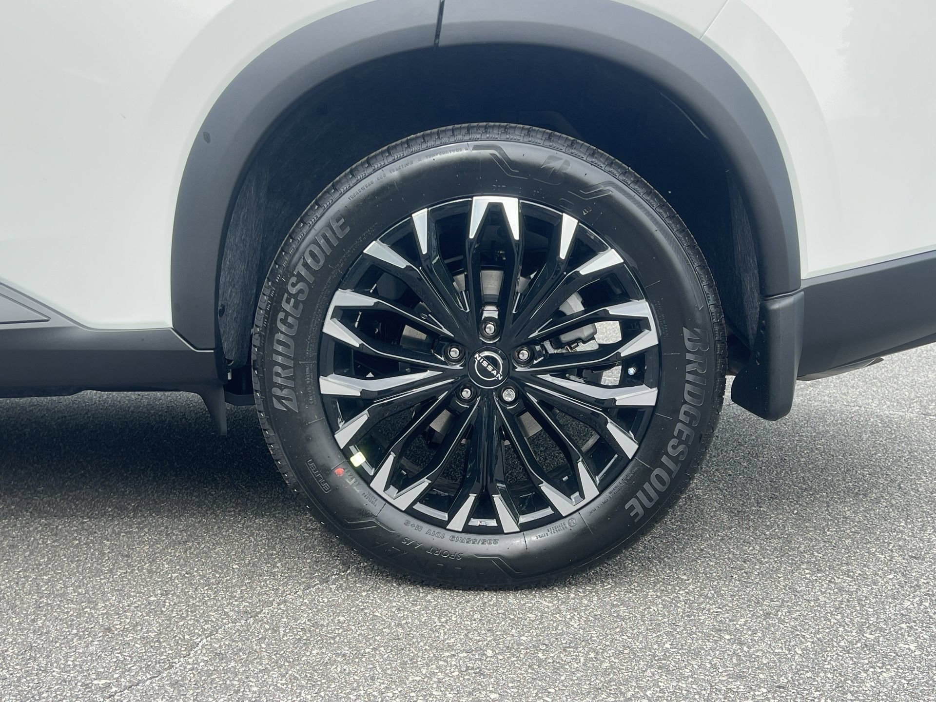 New 2026 Nissan Rogue Dark Armor FWD image 27