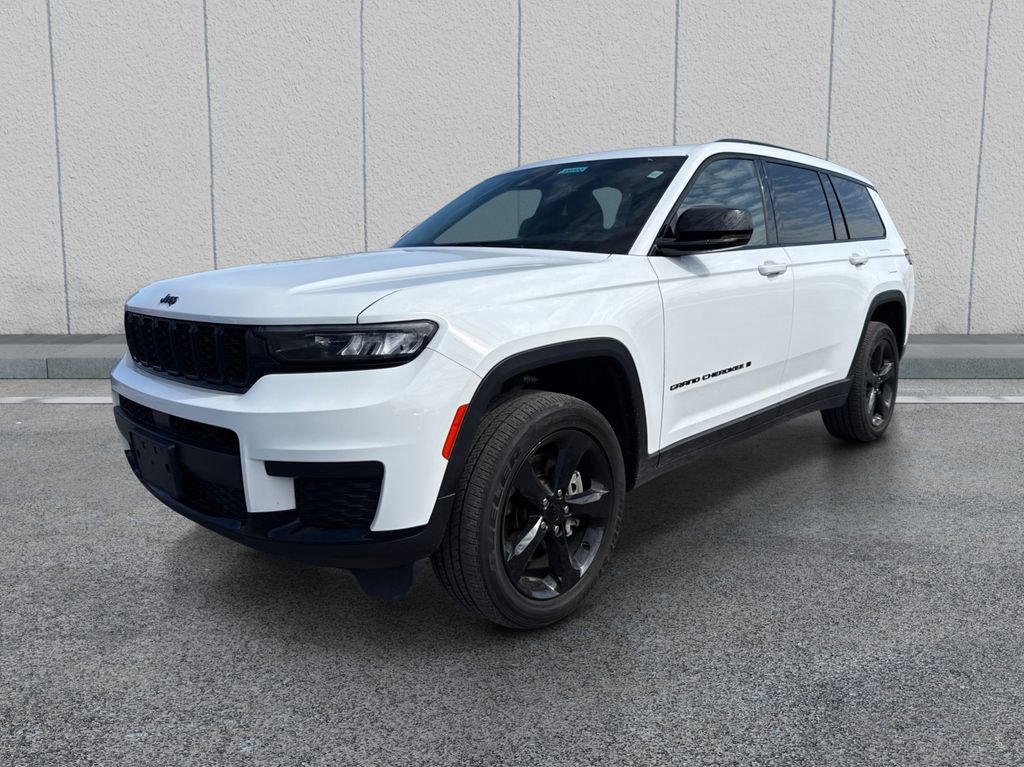 Used 2023 Jeep Grand Cherokee L Laredo AWD/4WD image 3