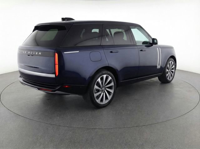 Certified 2025 Land Rover Range Rover SV image 20