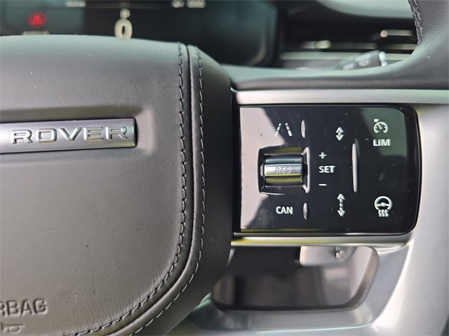 Used 2025 Land Rover Range Rover SE image 18