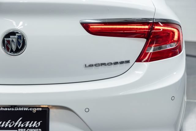 Used 2018 Buick LaCrosse Essence FWD image 8