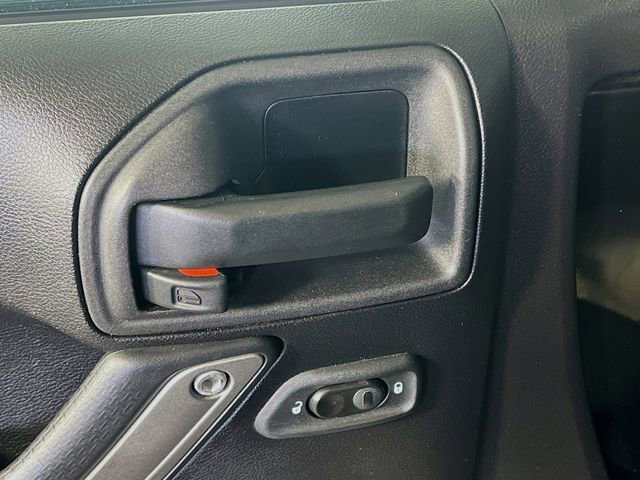 Used 2016 Jeep Wrangler Sport image 11