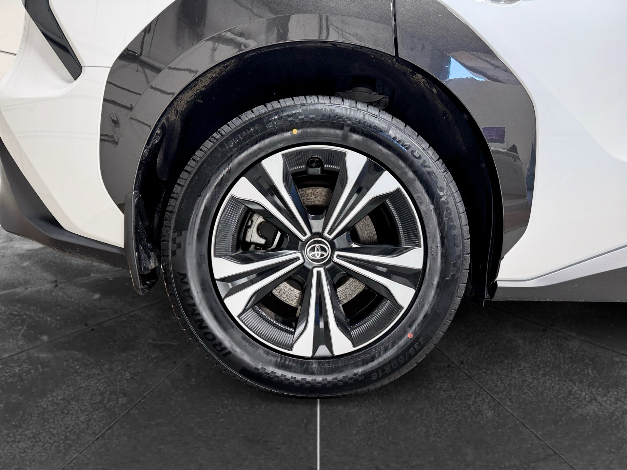 Used 2024 Toyota bZ4X FWD w/ Weather Package image 30